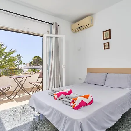 Rodriguez Acosta 22 * Nerja