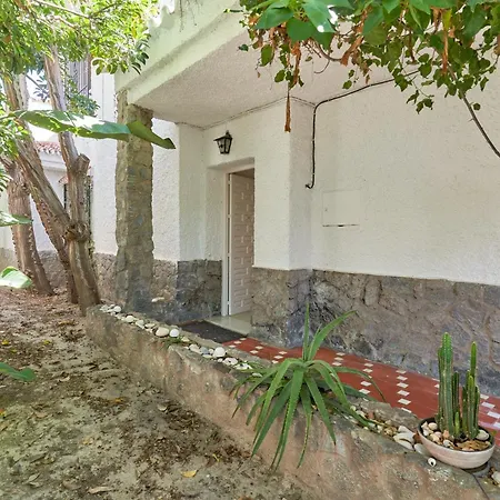 Rodriguez Acosta 22 * Nerja