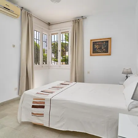 Rodriguez Acosta 22 别墅 *