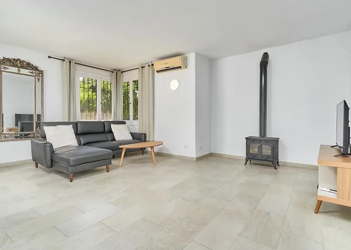 Rodriguez Acosta 22 Nerja