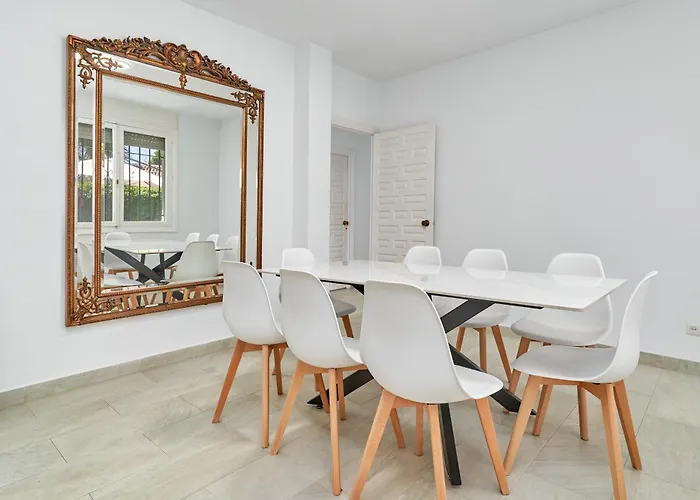 Rodriguez Acosta 22 * Nerja