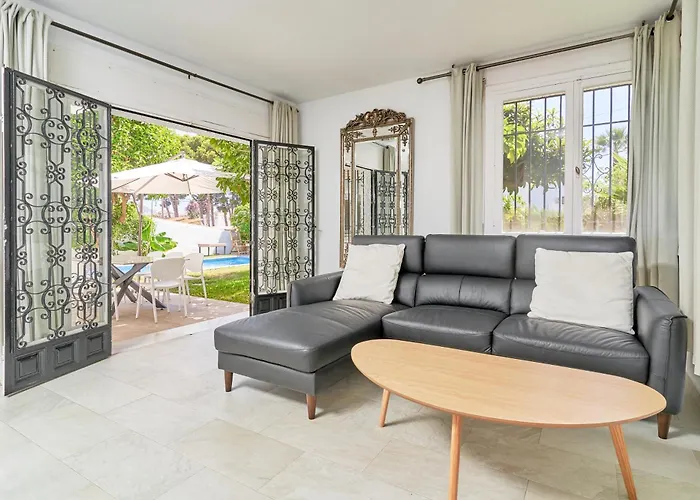 Rodriguez Acosta 22 *